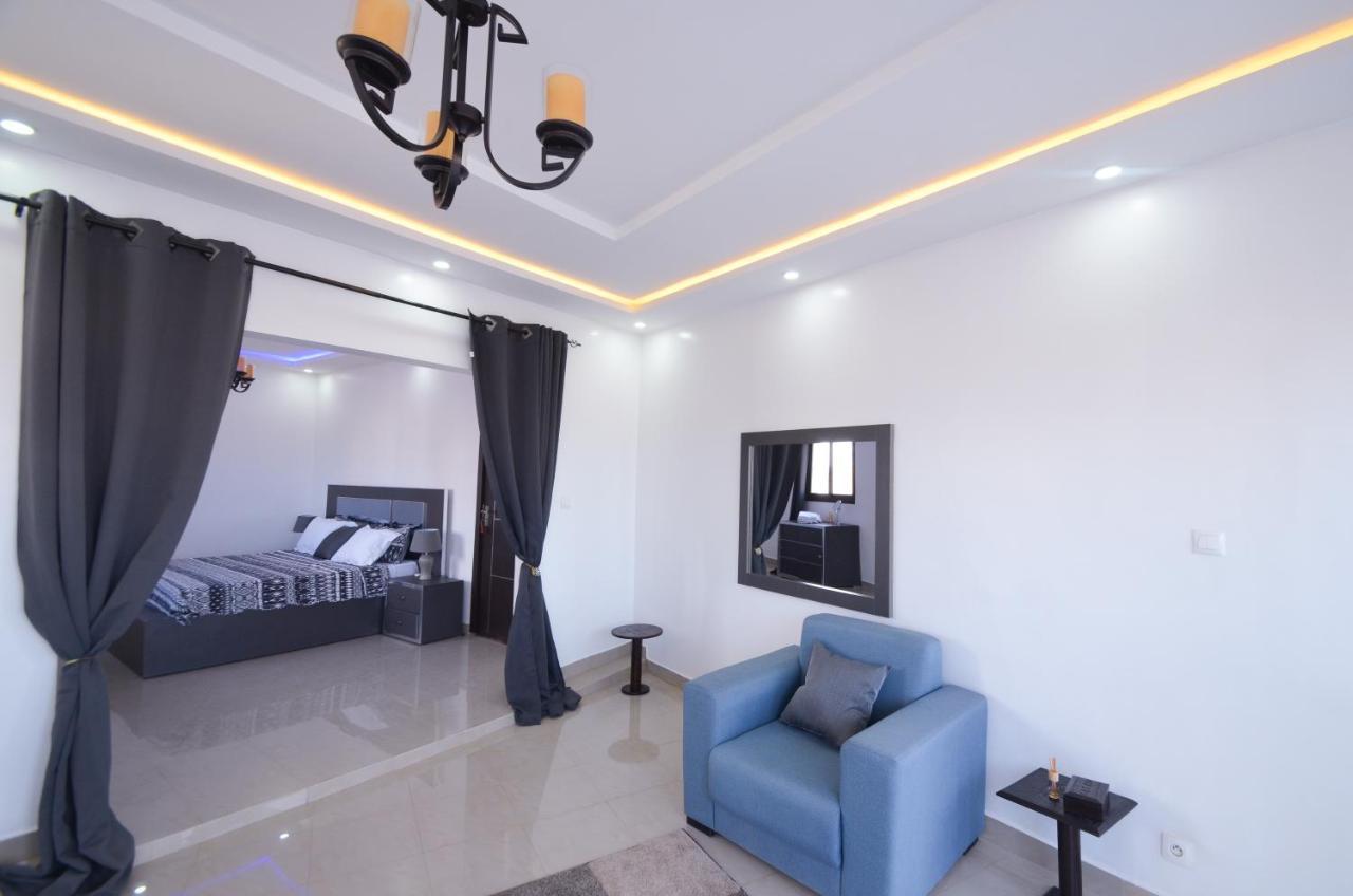 Penthouse Appartments In Almadies Dakar Bagian luar foto